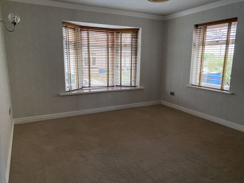 Lounge- click for photo gallery